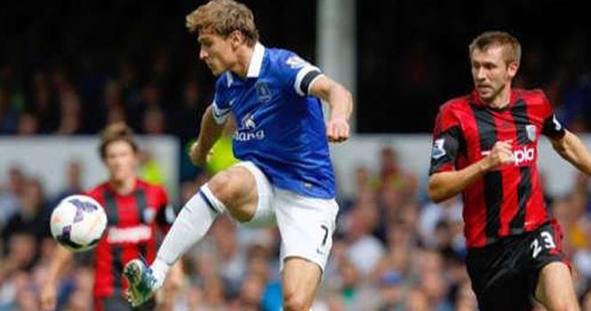 Everton nhẹ nhàng vào vòng 4 FA Cup
